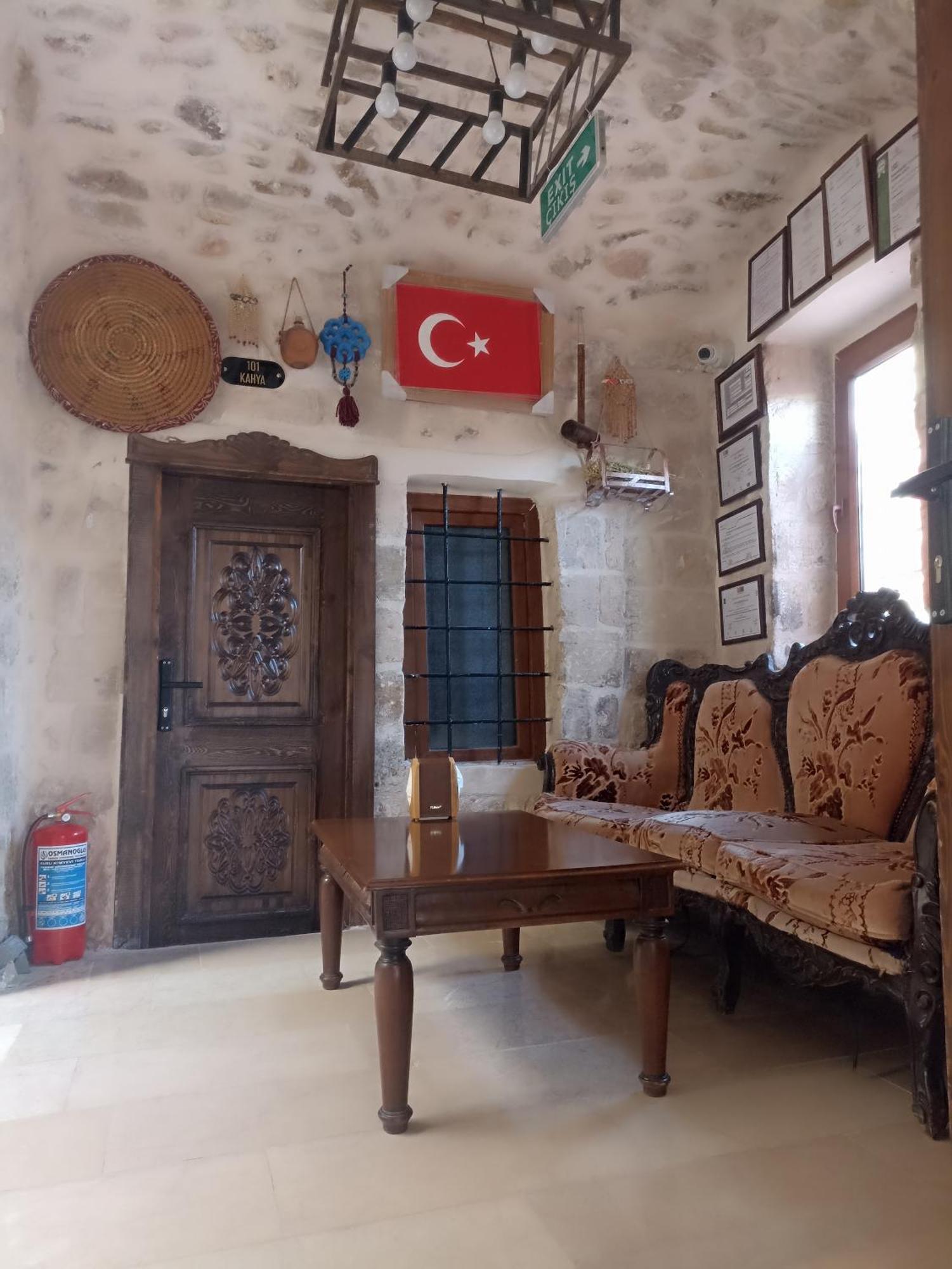Carra Konagi Hotel Mardin Buitenkant foto