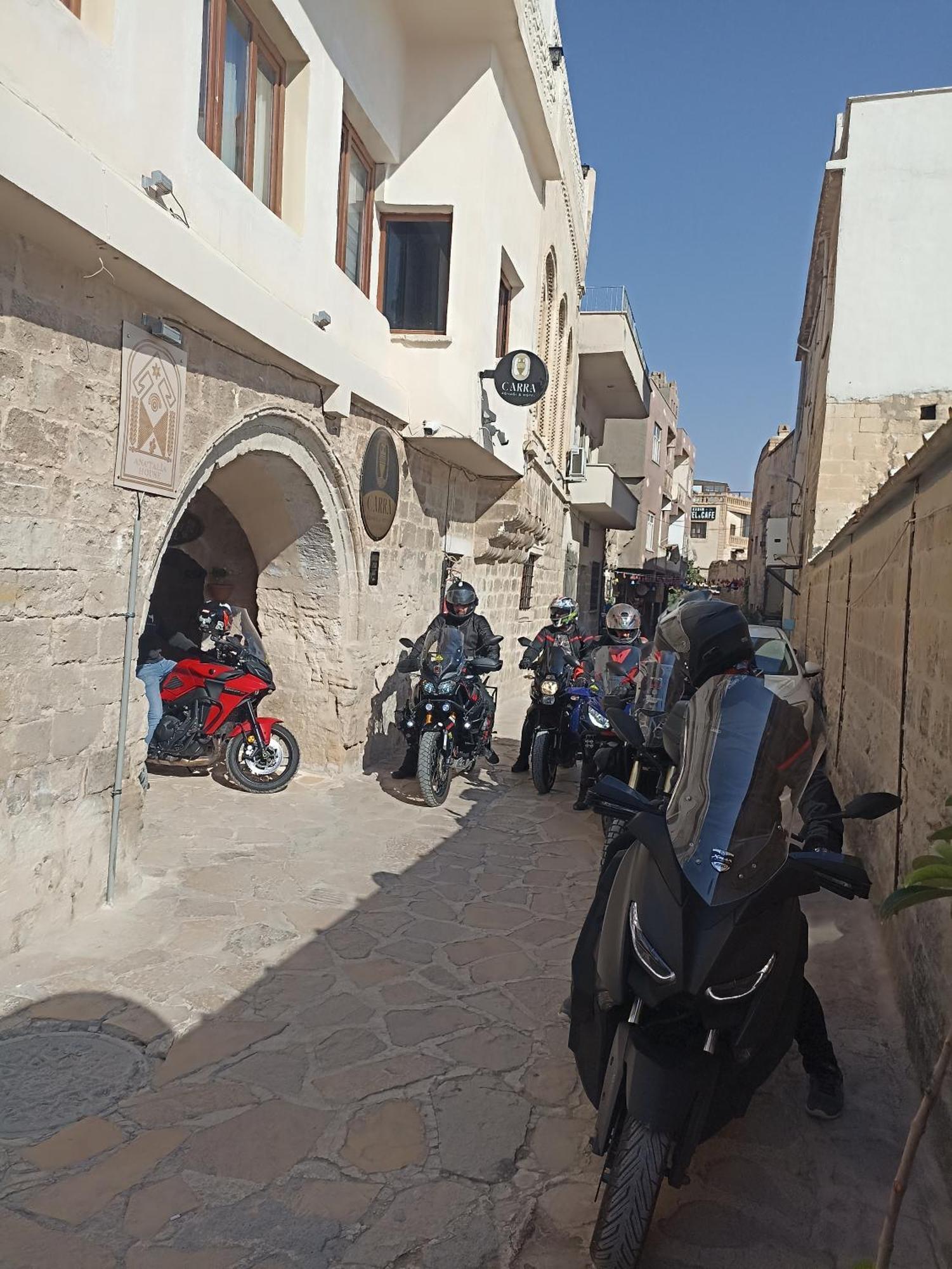 Carra Konagi Hotel Mardin Buitenkant foto