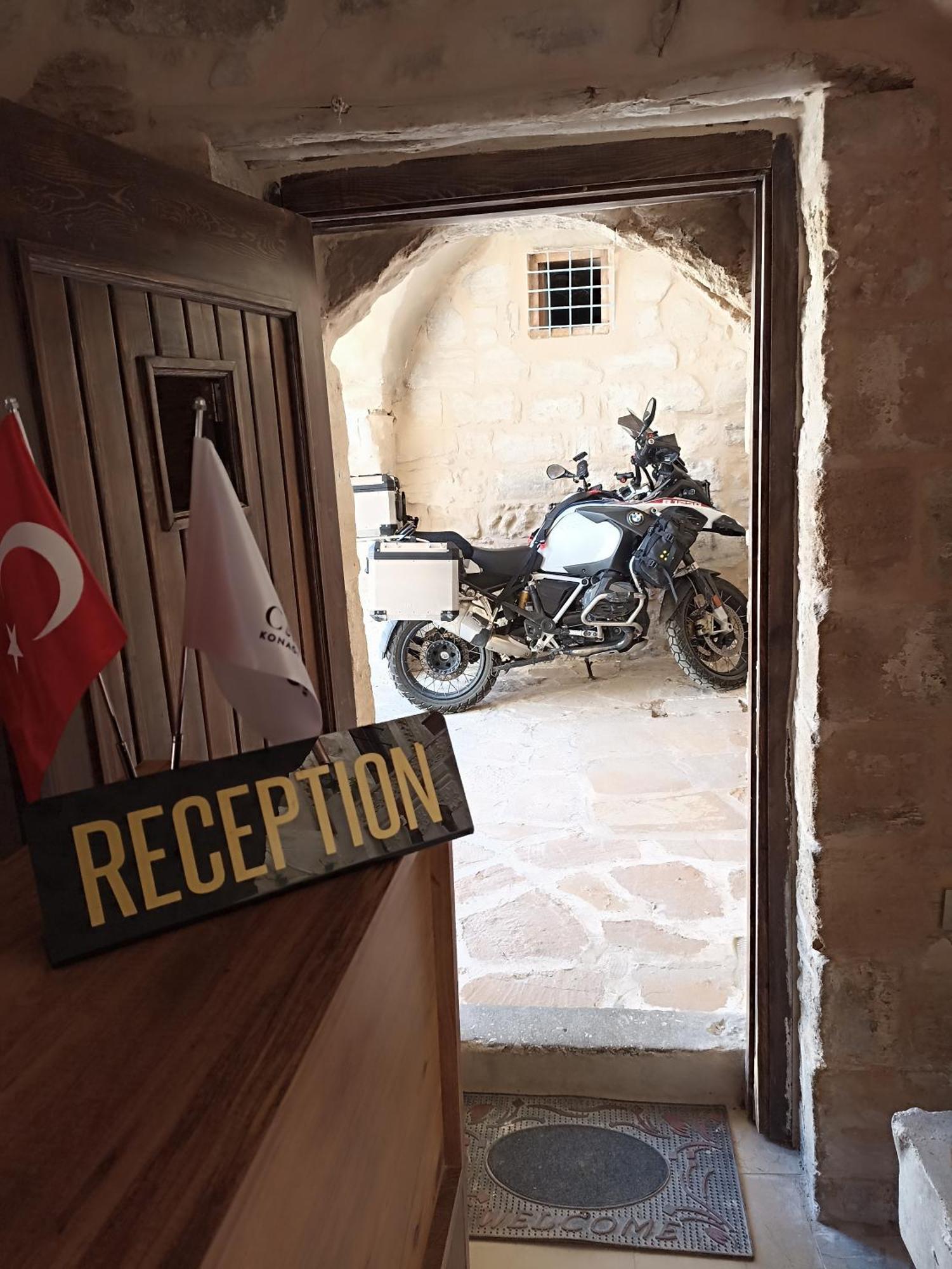 Carra Konagi Hotel Mardin Buitenkant foto
