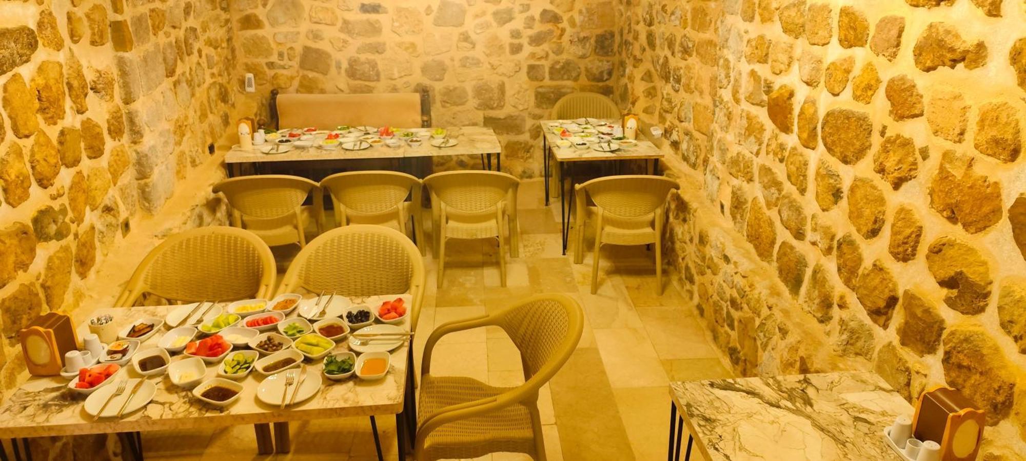 Carra Konagi Hotel Mardin Buitenkant foto